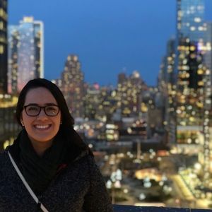 Meet your Posher, Priscila